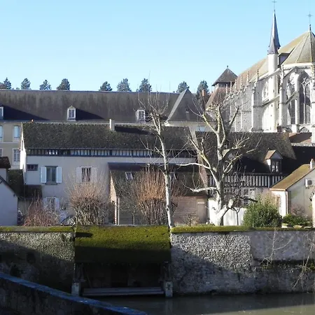 Ferienwohnung Au Fil De L'Eure, Quartier Authentique Et Plein De Charme Chartres Exterior foto