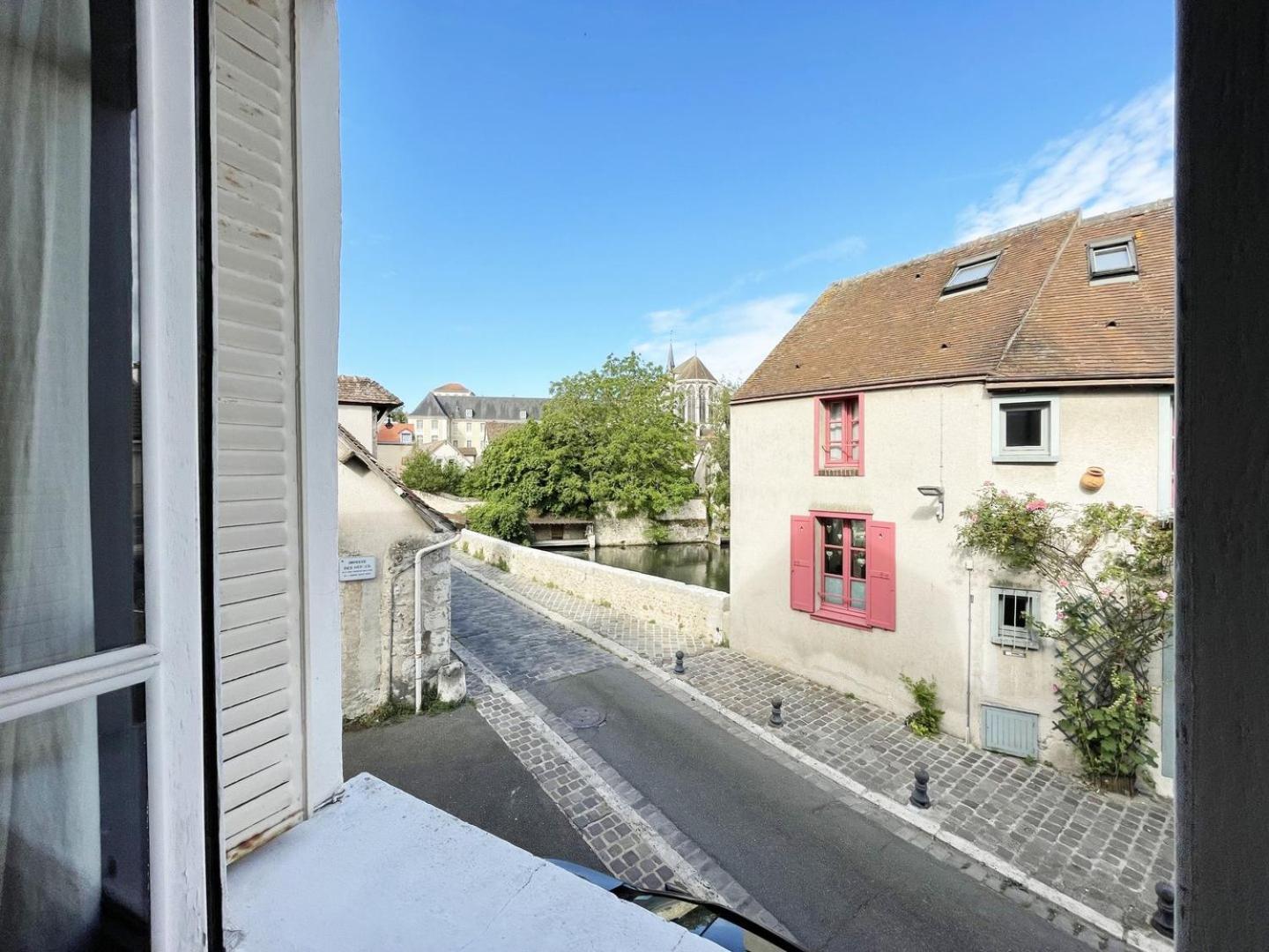 Au Fil De L'eure, Quartier Authentique Et Plein De Charme
