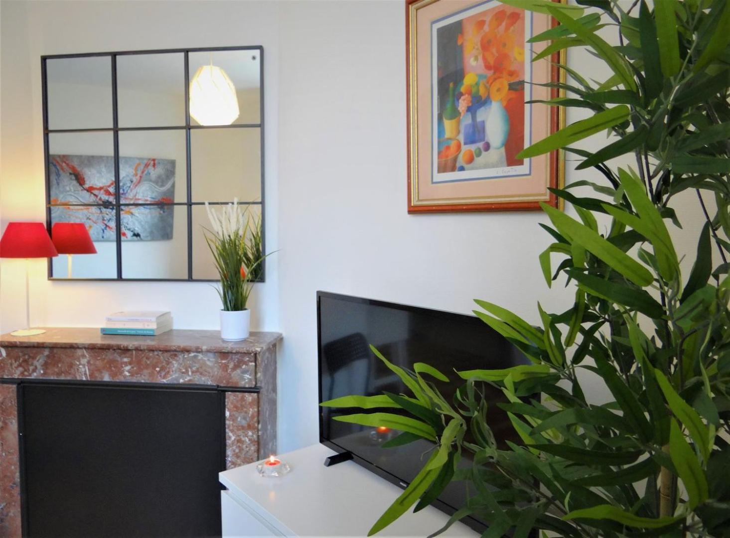 Apartment Au Fil De L'eure, Quartier Authentique Et Plein De Charme